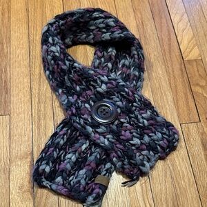 Chic Fossil Knit Scarf with Button Closure